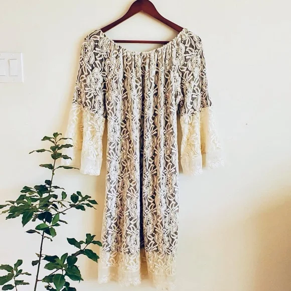 L&B Lucky & Blessed Cream Lace Dress Small - Picture 5 of 6